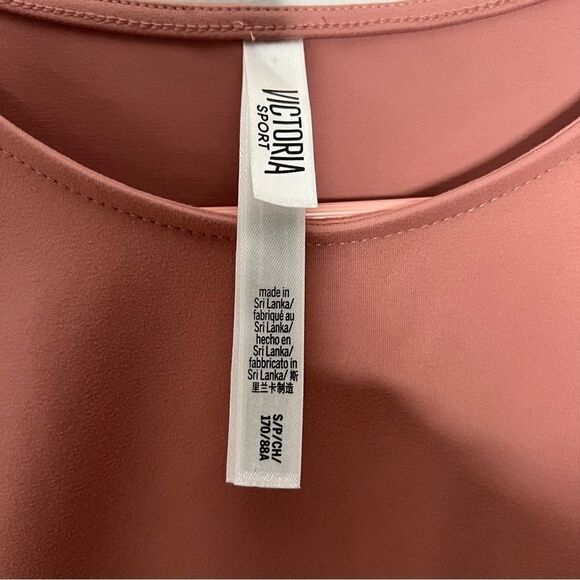 Victoria Sport Long Sleeve Logo Crop Top - Picture 5 of 7